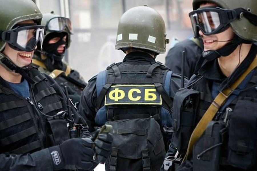 Дмитрий Бобров: &quot;ФСБ снова обыскала мою квартиру, на этот раз с избиением&quot;